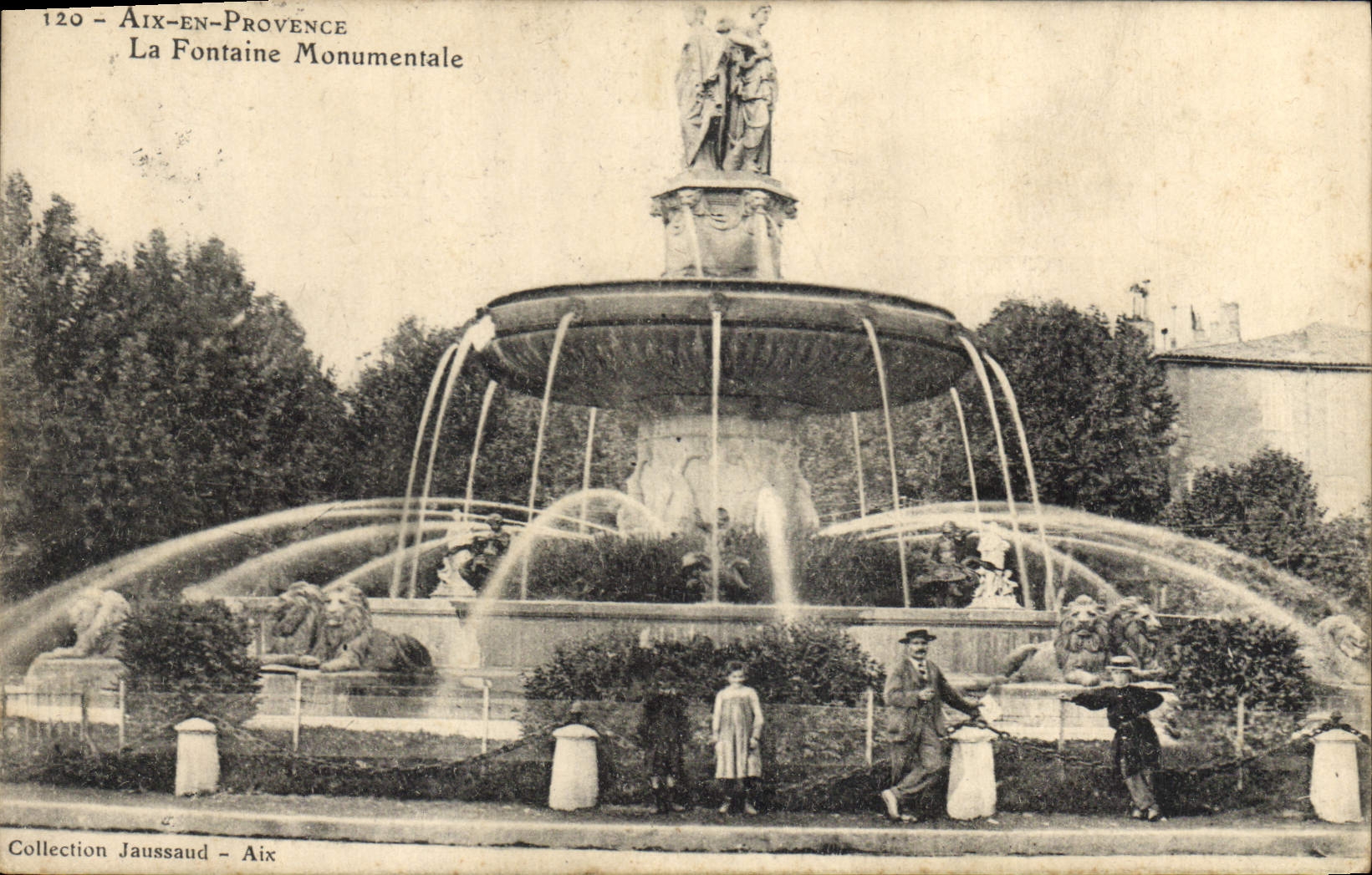 CPA Aix en Provence La Fontaine Monumentale 