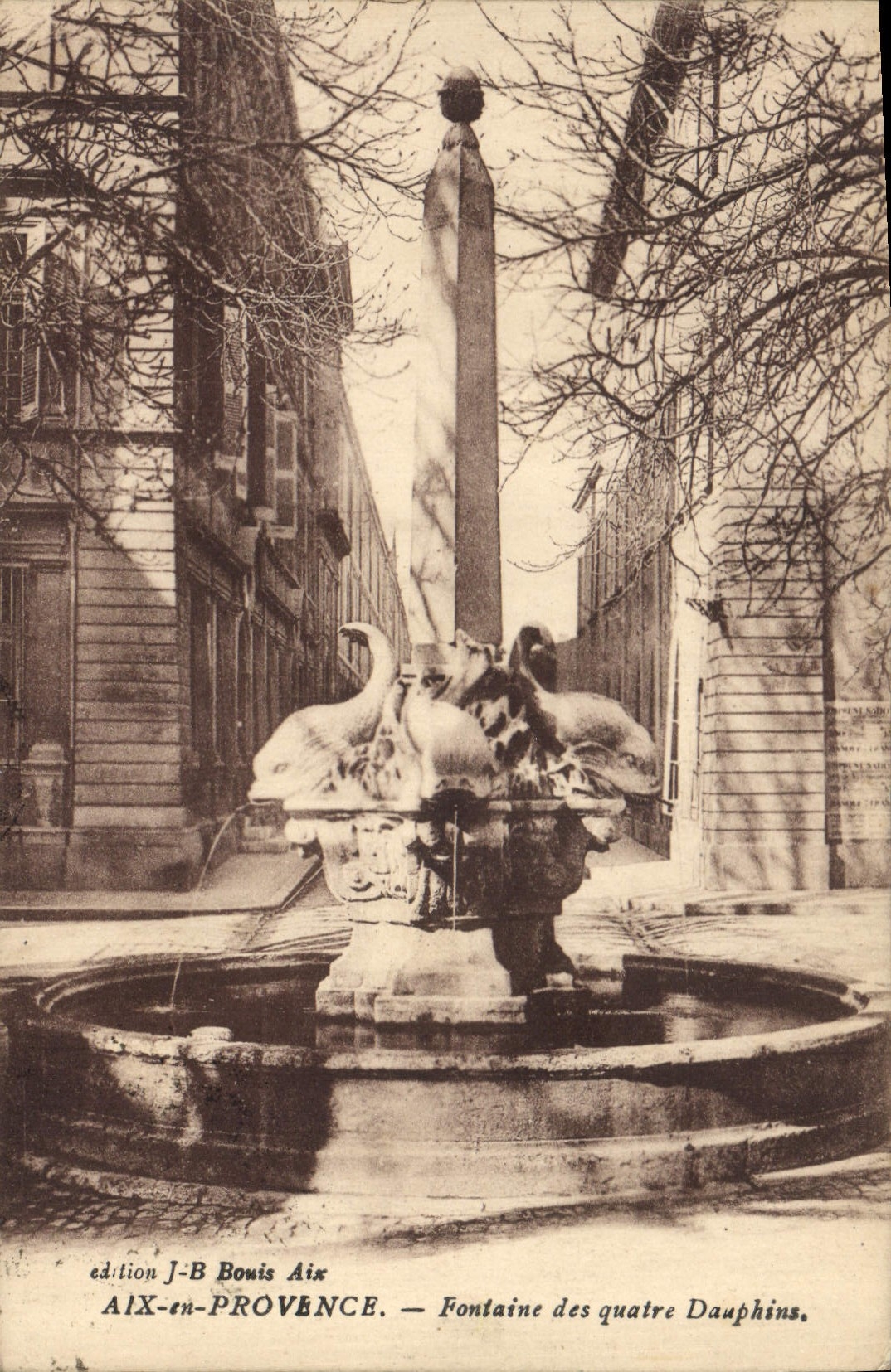 CPA Aix en Provence Fontaine des Quatre Dauphins 