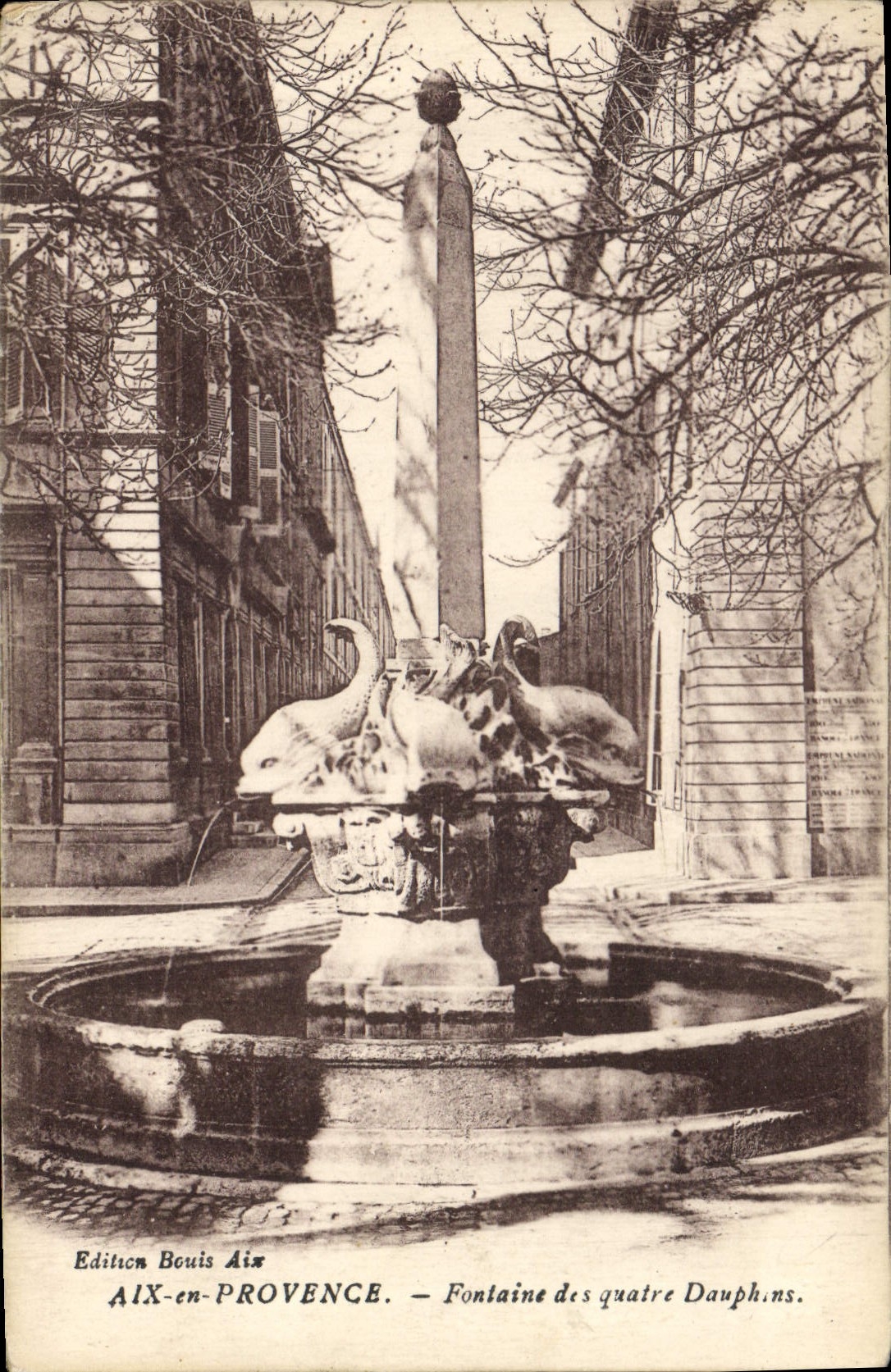 CPA Aix en Provence Fontaine des Quatre Dauphins 