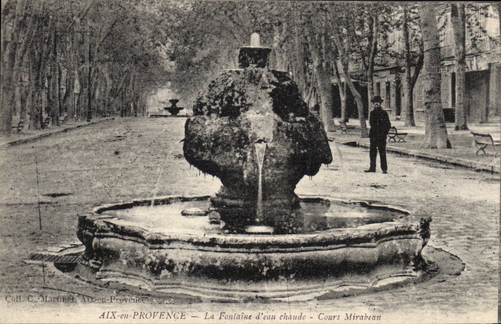 CPA Aix en Provence Fontaine d'eau chaude Cours Mirabeau 