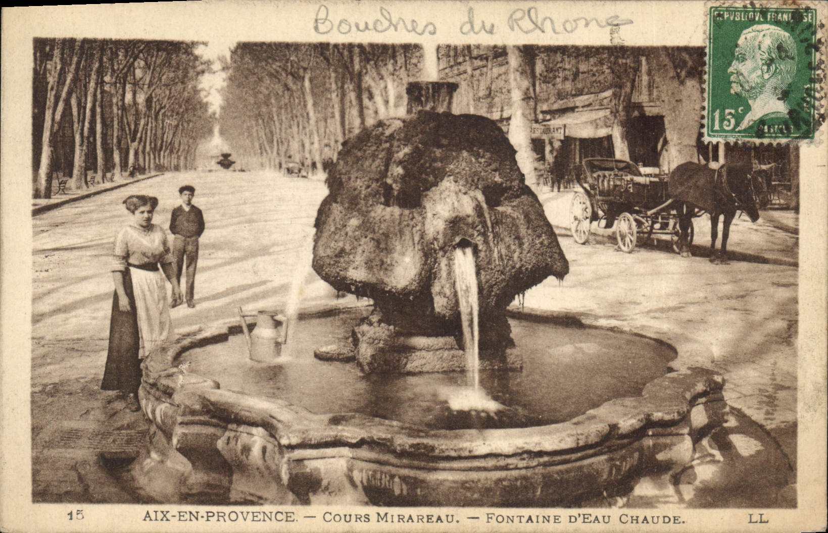 CPA Aix en Provence Cours Mirabeau Fontaine d'eau chaude 
