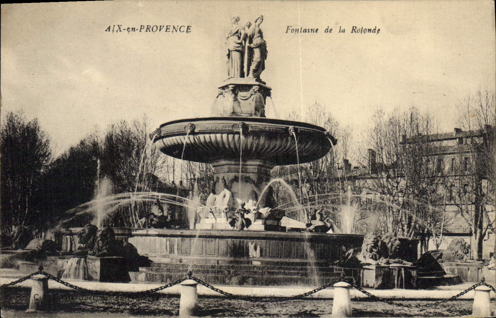 CPA Aix en Provence Fontaine de la Rotonde