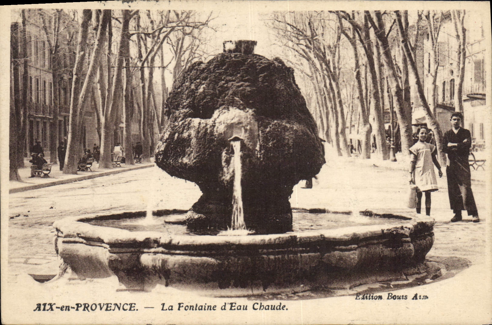 CPA Aix en Provence La Fontaine d'eau chaude 