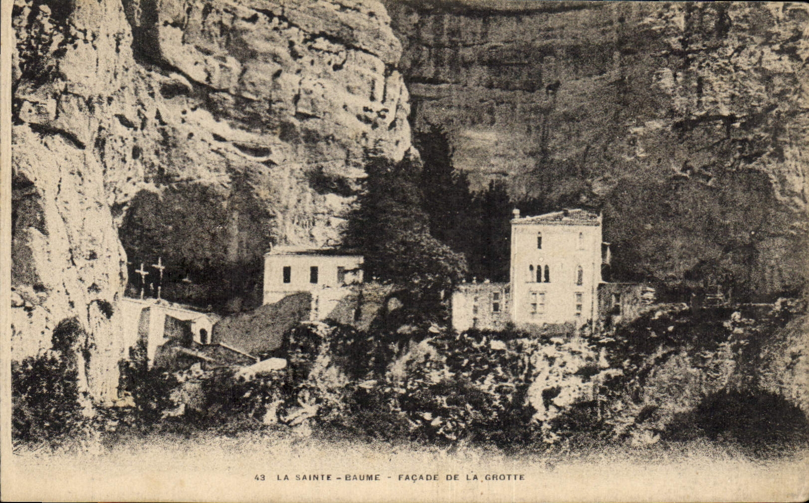 CPA La Sainte Baume Facade de la Grotte
