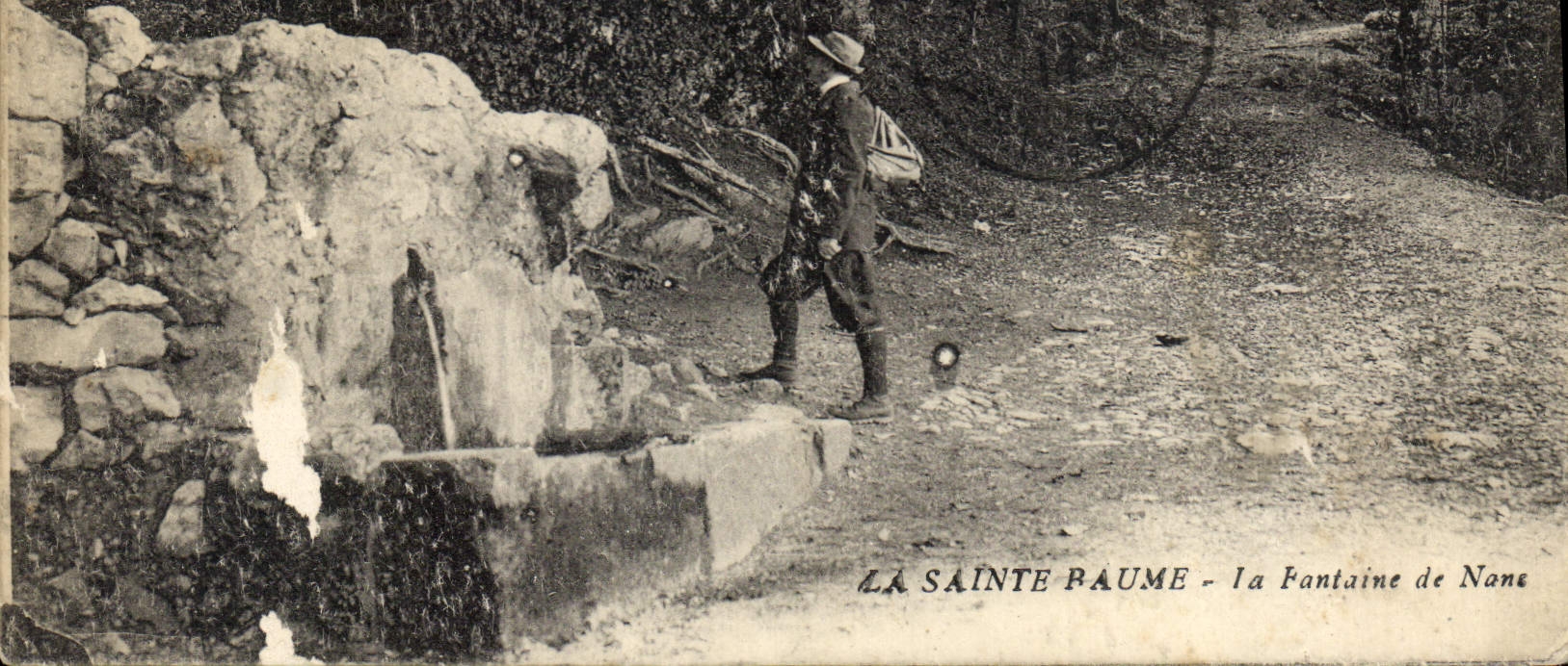 CPA La Sainte Baume la Fontaine de None 