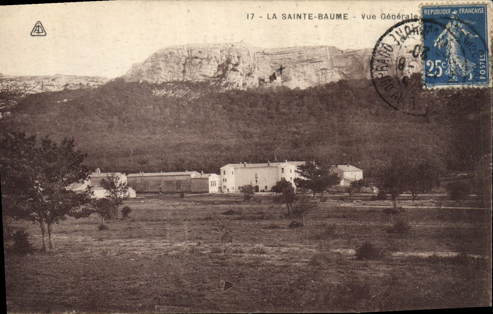 CPA La Sainte Baume Vue Generale 
