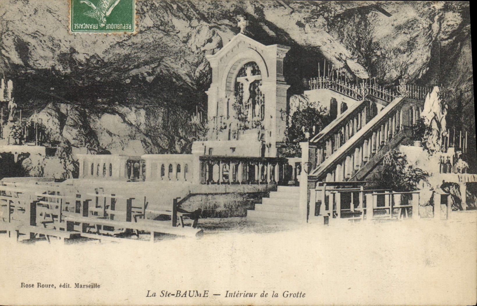 CPA La Ste Baume Interieur de la Grotte 