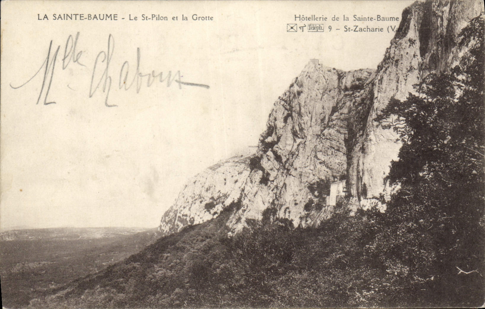 CPA La Sainte Baume Le St Pilon et la Grotte