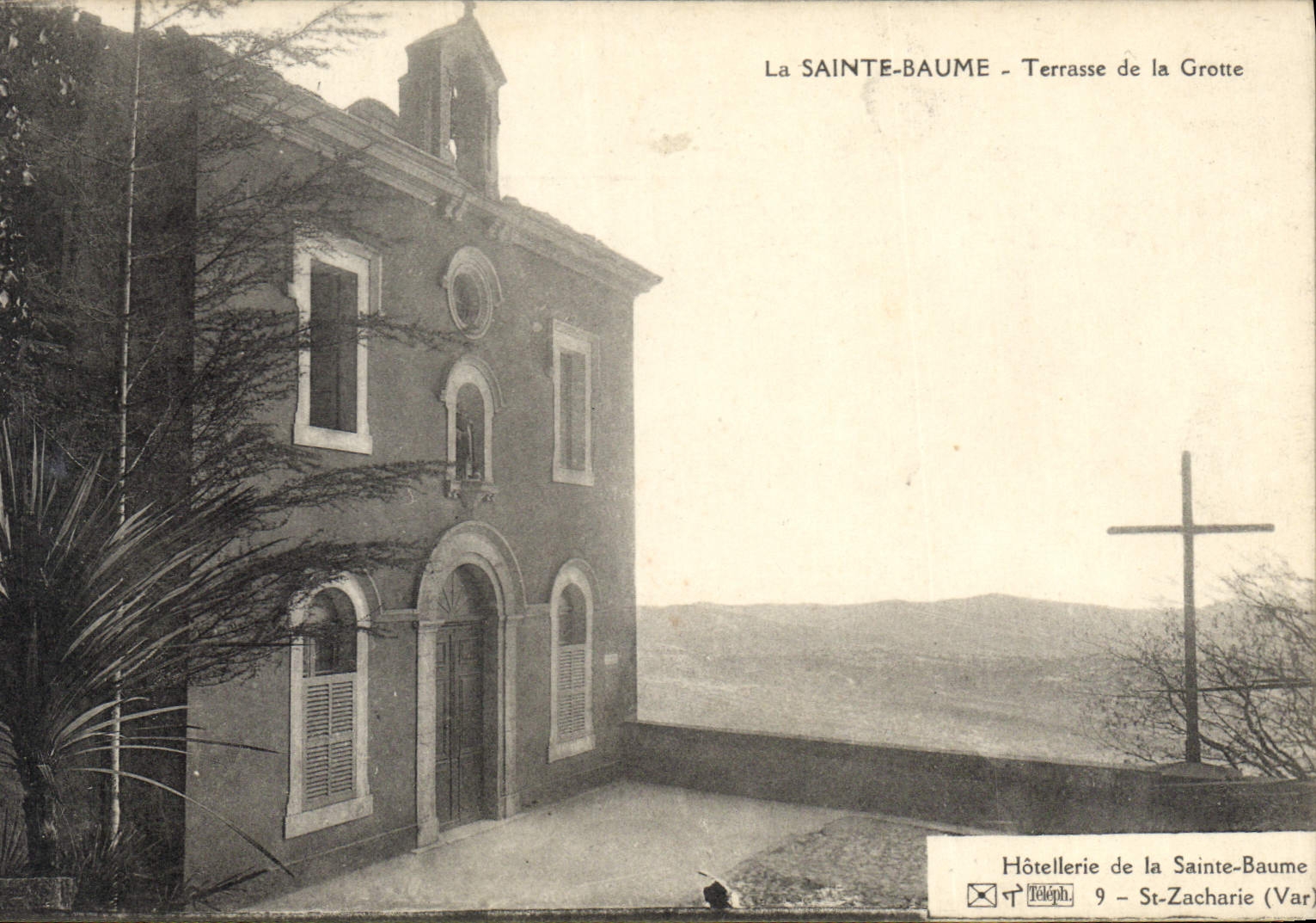 CPA La Sainte Baume Terrasse de la Grotte
