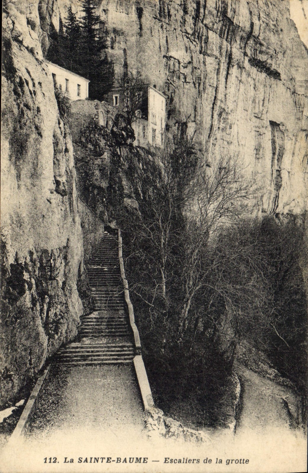 CPA La Sainte Baume Escaliers de la grotte