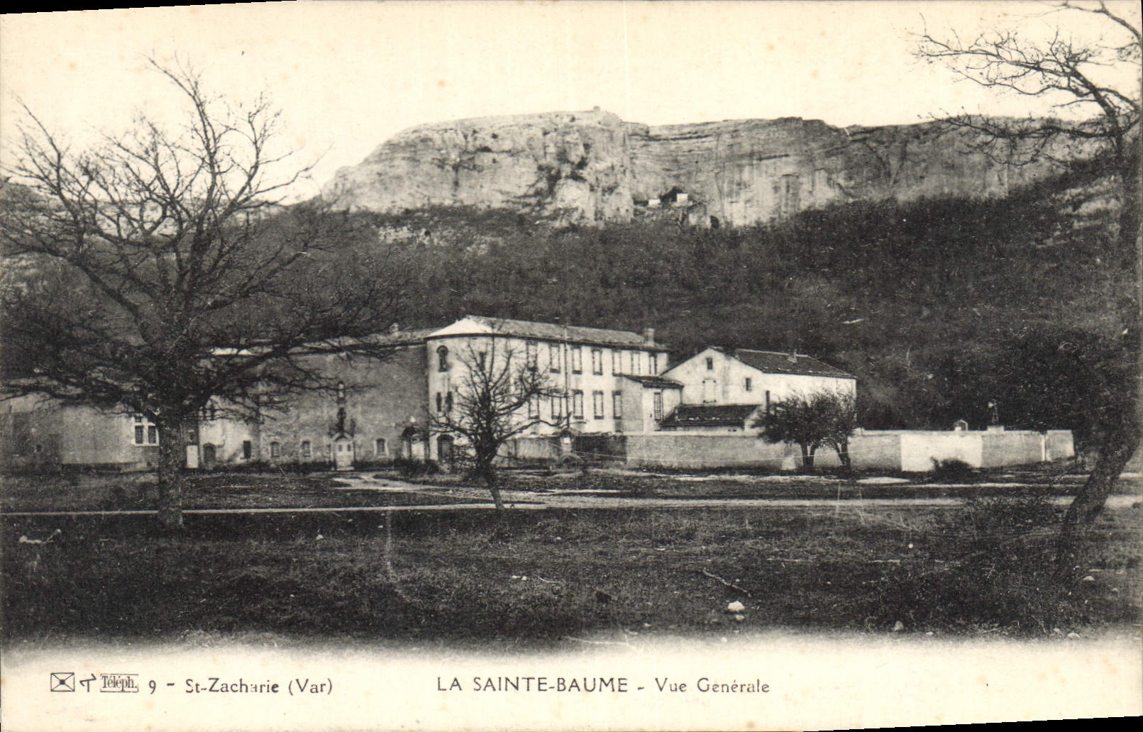 CPA La Sainte Baume Vue Generale