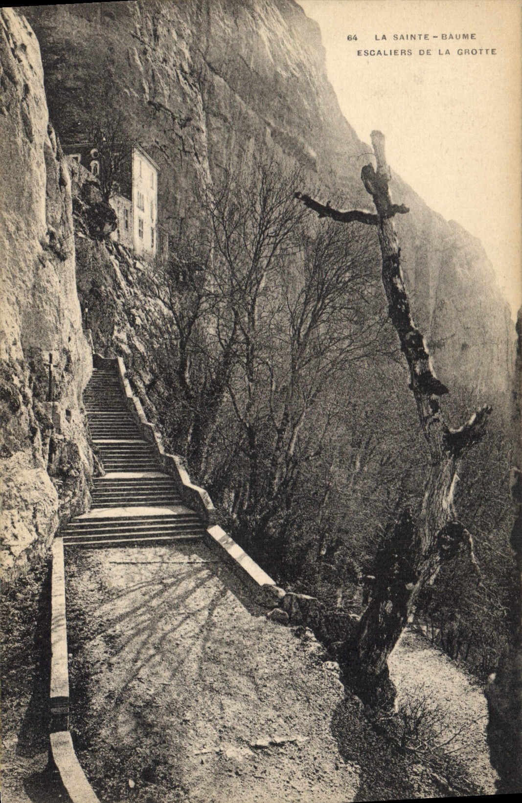 CPA La Sainte Baume Escaliers de la Grotte