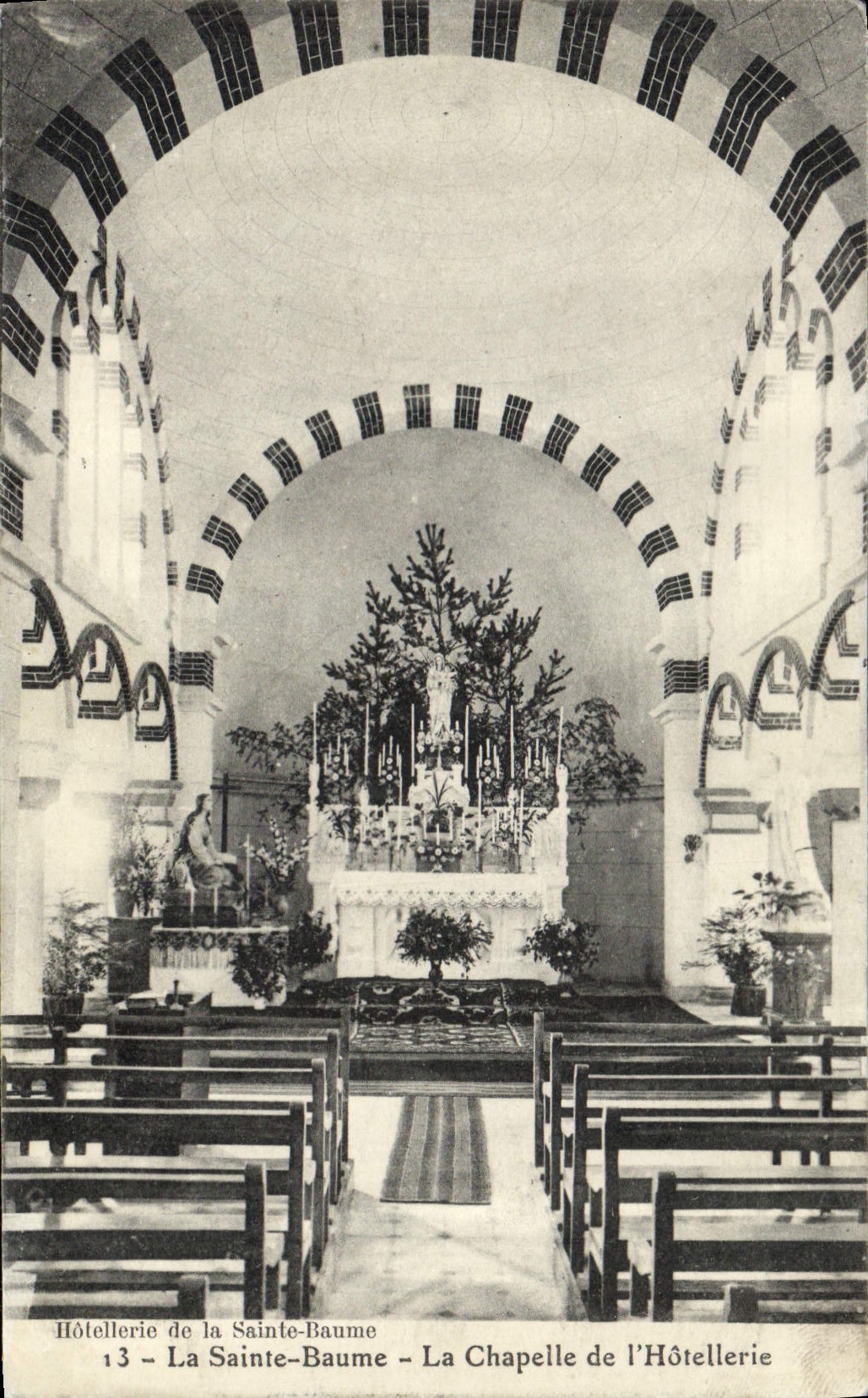 CPA La Sainte Baume La Chapelle de l'Hotellerie