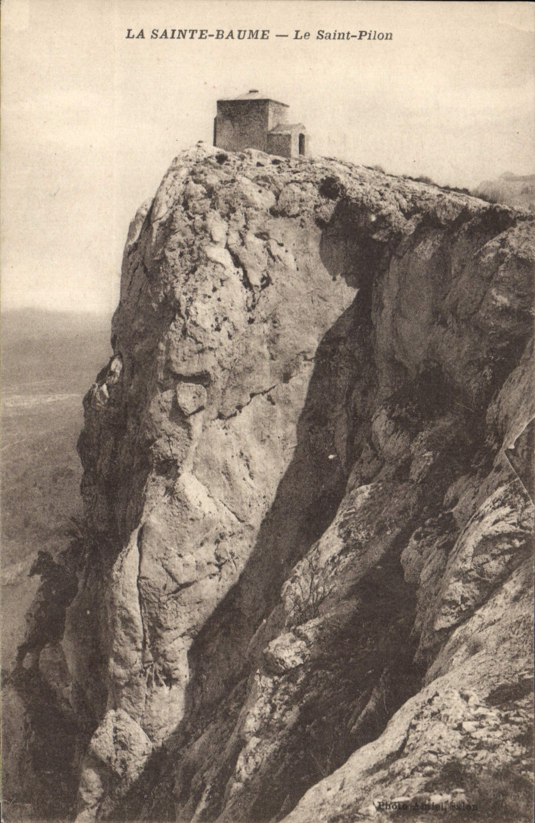 CPA La Sainte Baume Le Saint Pilon