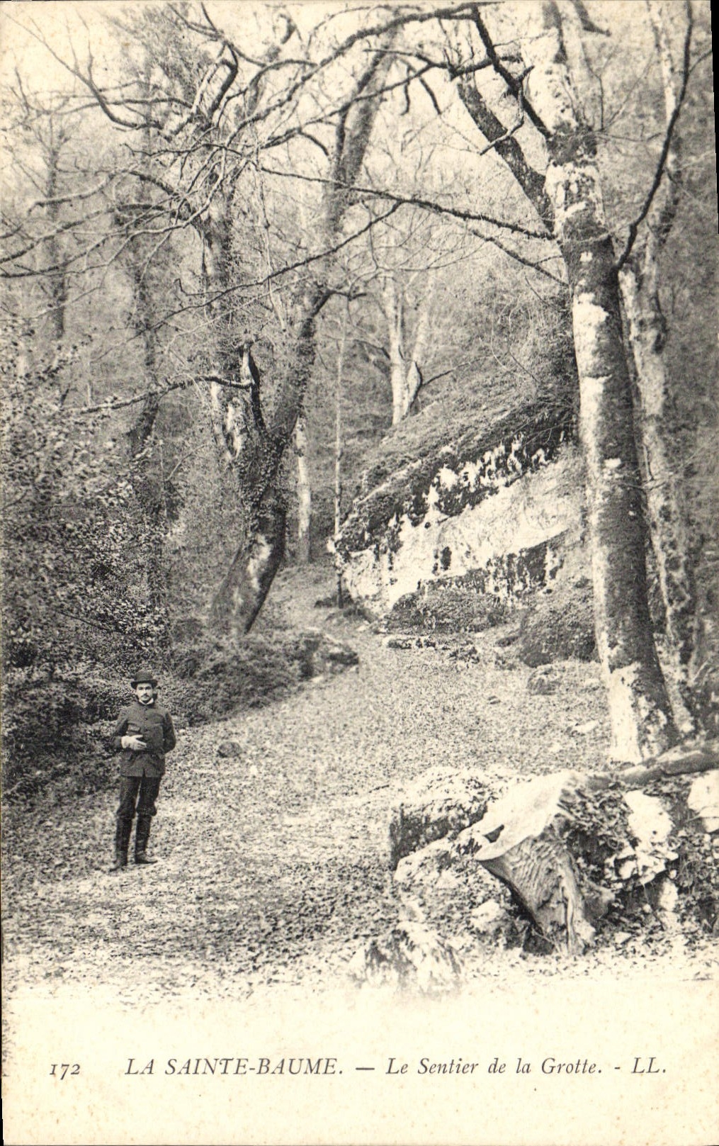 CPA La Sainte Baume Le Sentier de la Grotte 