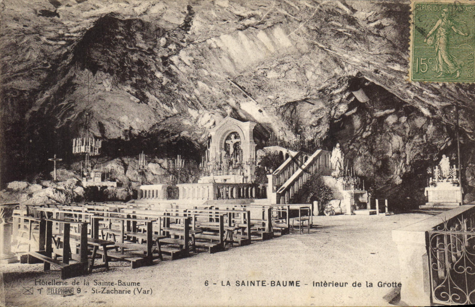 CPA La Sainte Baume Interieur de la Grotte 