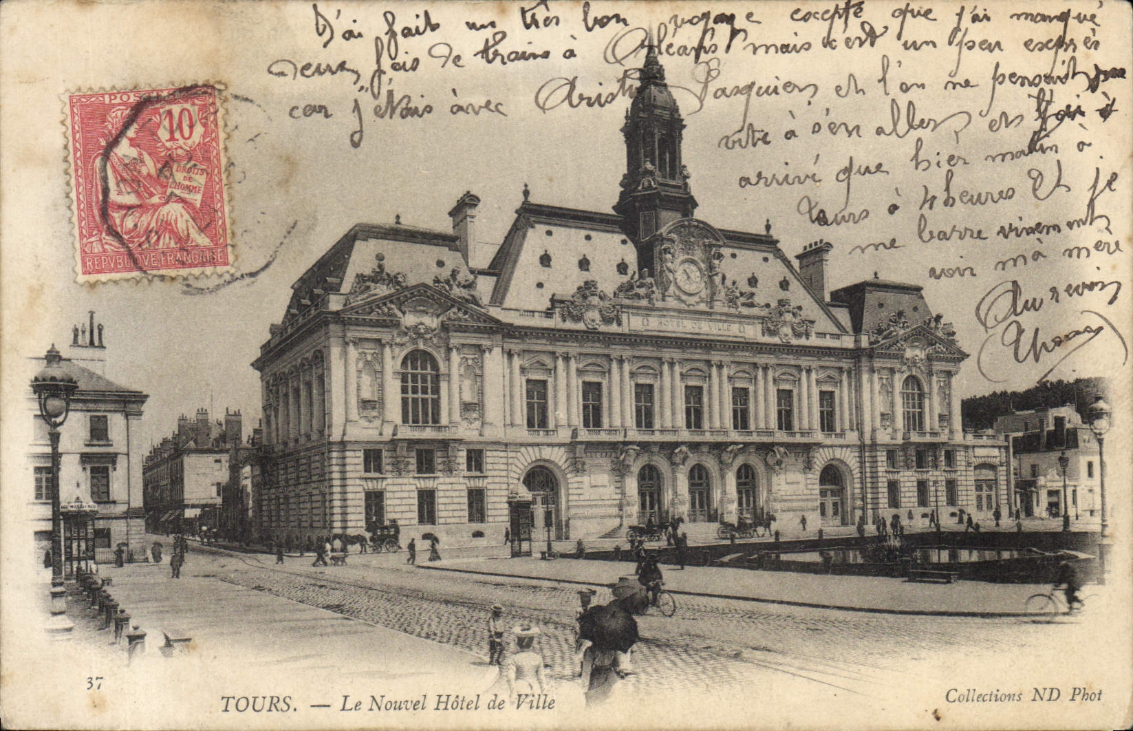 CPA Tours Le Nouvel Hotel de Ville 