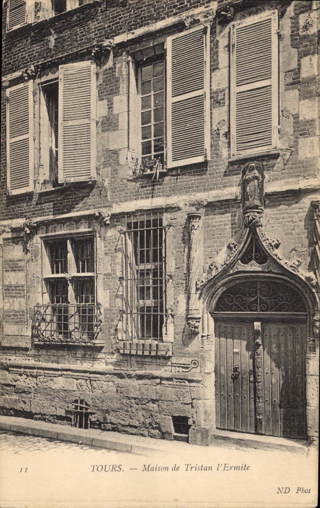 CPA Tours Maison de Tristan l'Ermite 