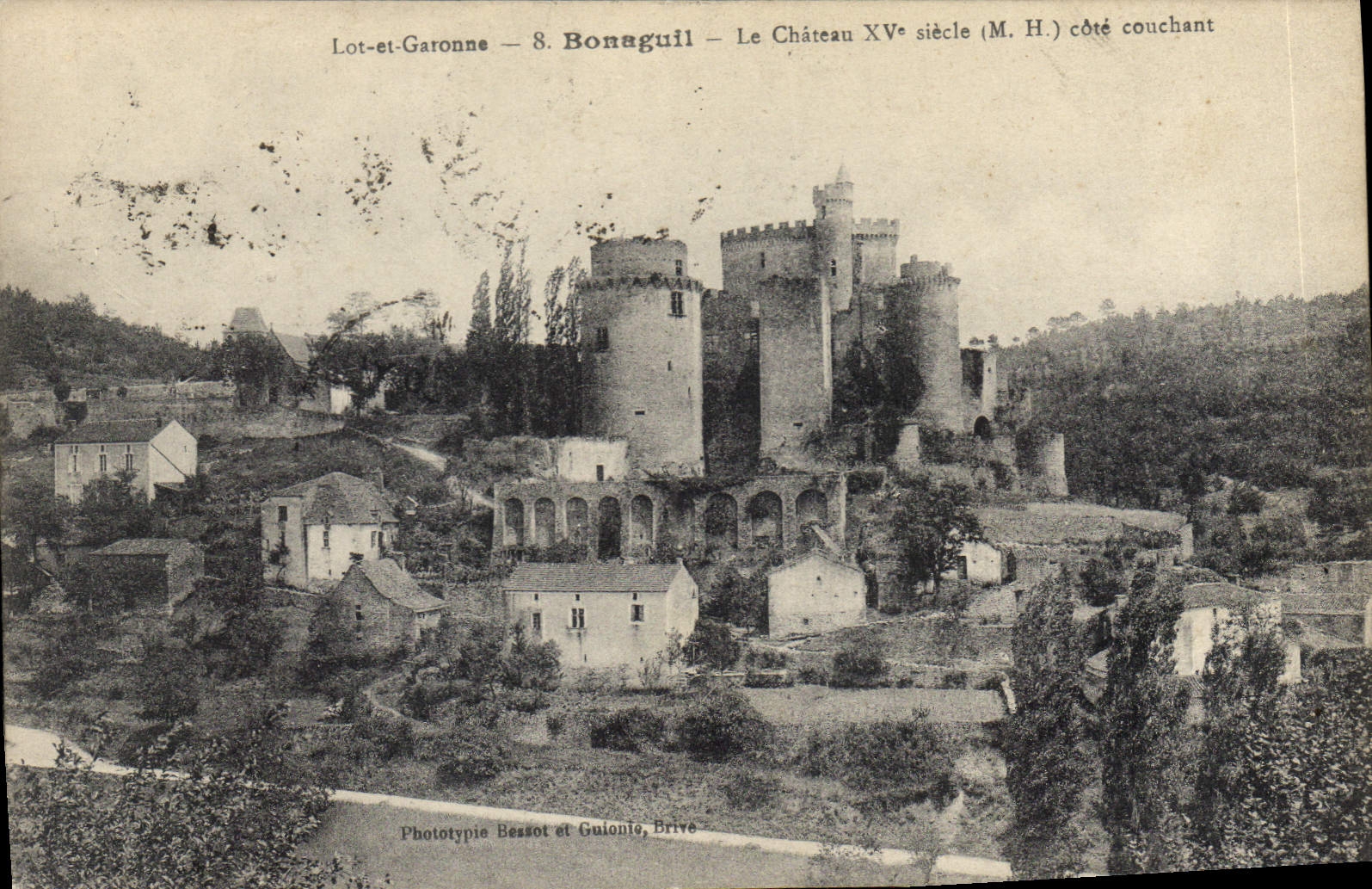 CPA Lot et Garonne Bonaguil Le Chateau XV siecle cote couchant