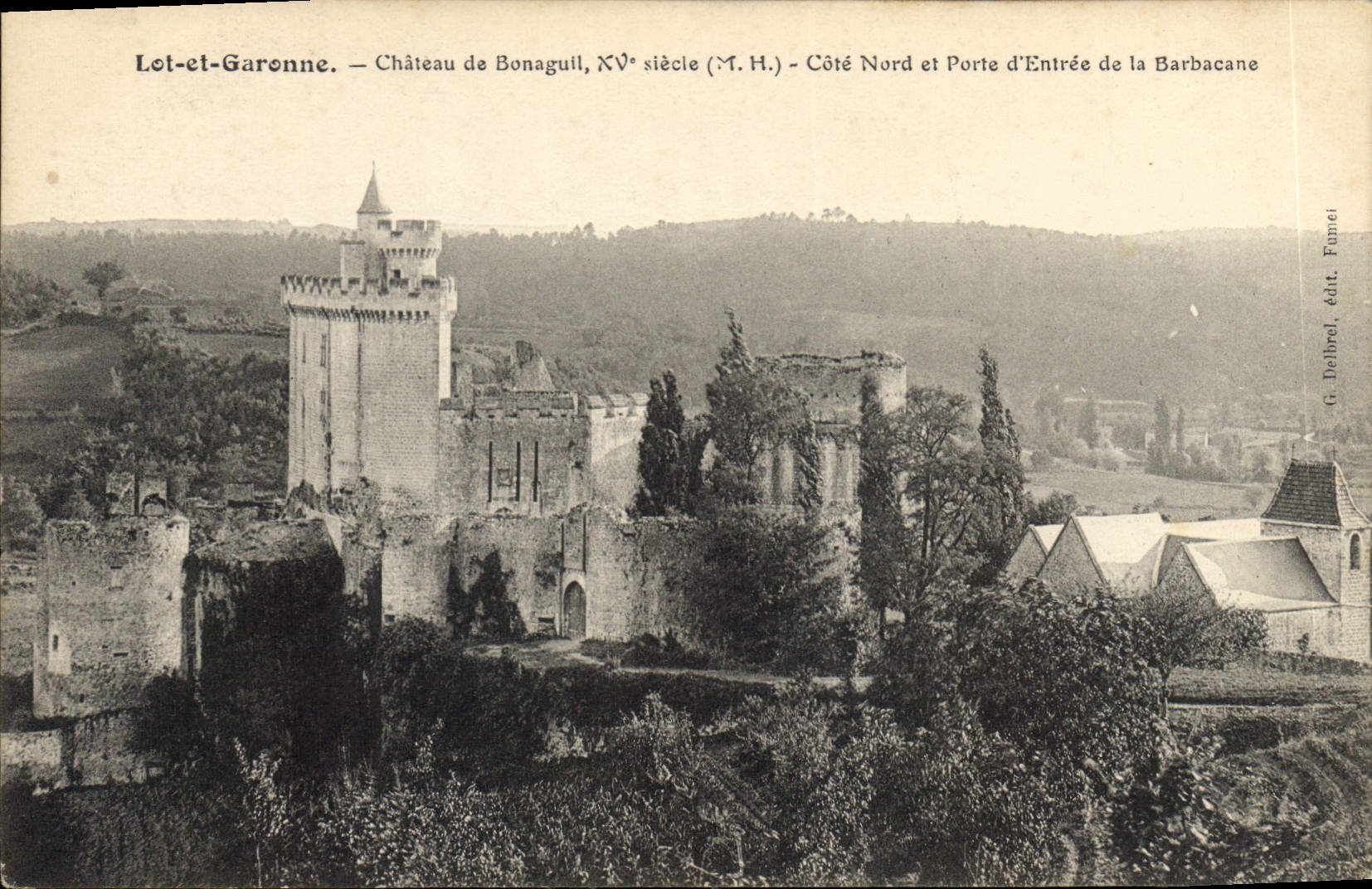 CPA Lot et Garonne Chateau de Bonaguil Cote Nord et Porte d'Entree de la Barbacane 