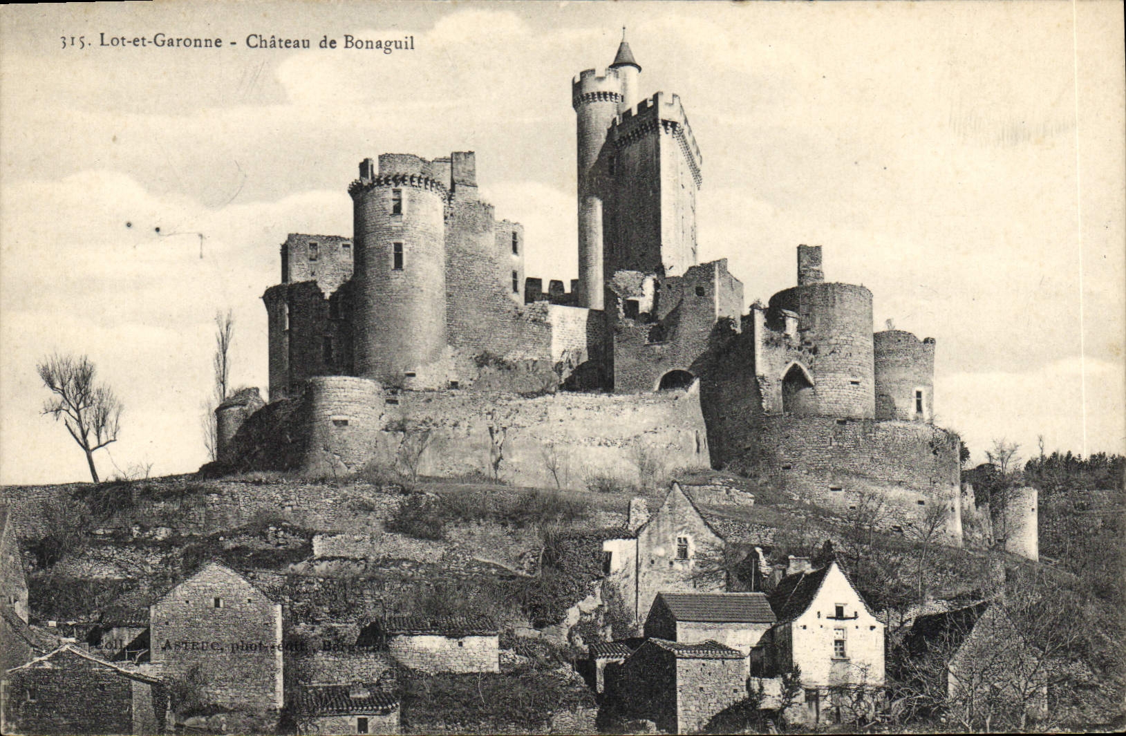 CPA Lot et Garonne Chateau de Bonaguil 