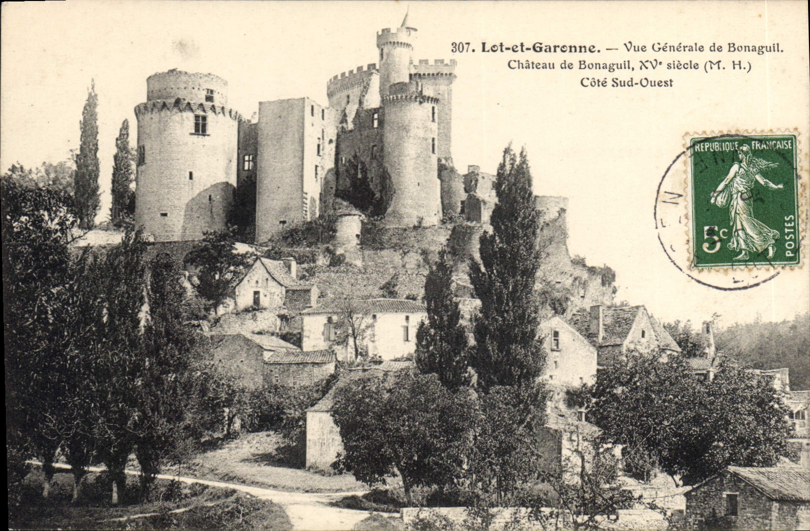 CPA Lot et Garonne Vue Generale de Bonaguil Chateau de Bonaguil Cote Sud Ouest