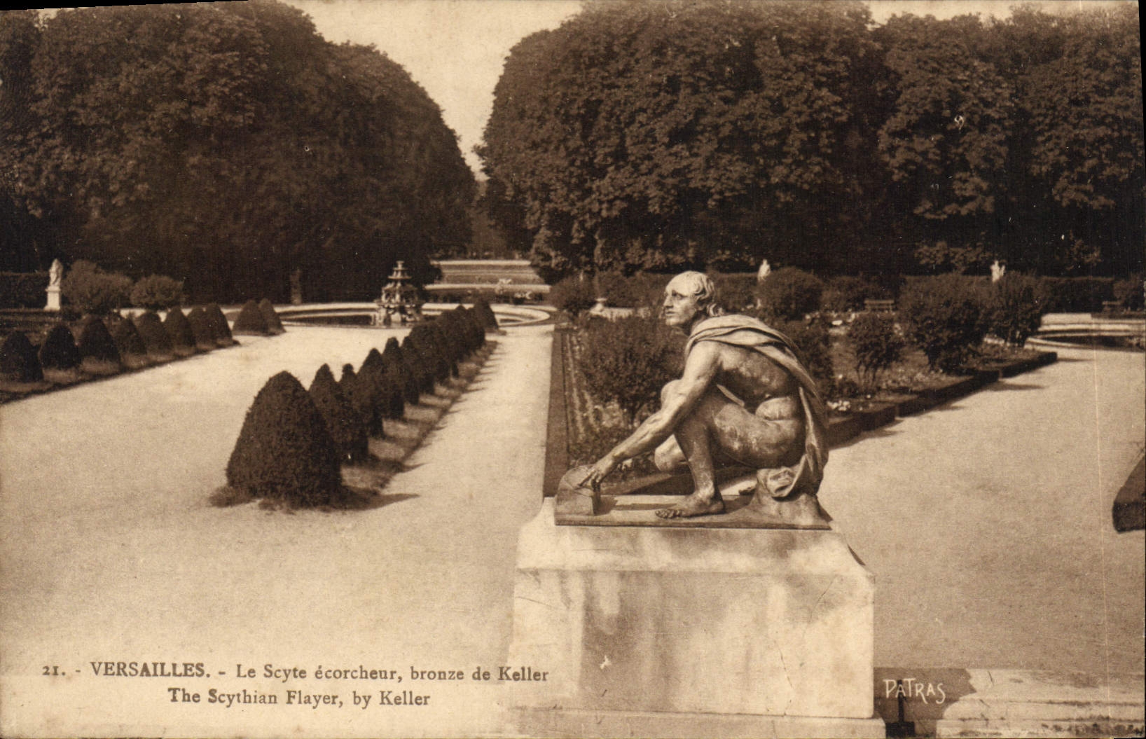 CPA Versailles La Scyte e corcheur bronze de Keller 