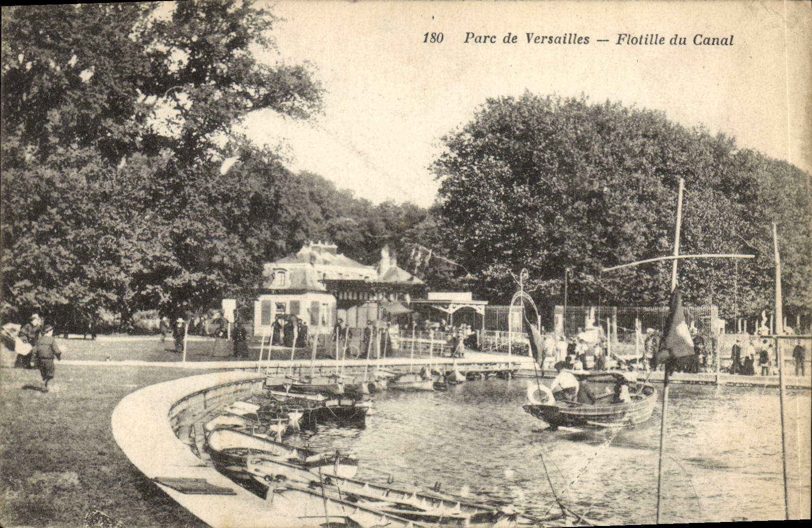 CPA Parc de Versailles Flotille du Canal 