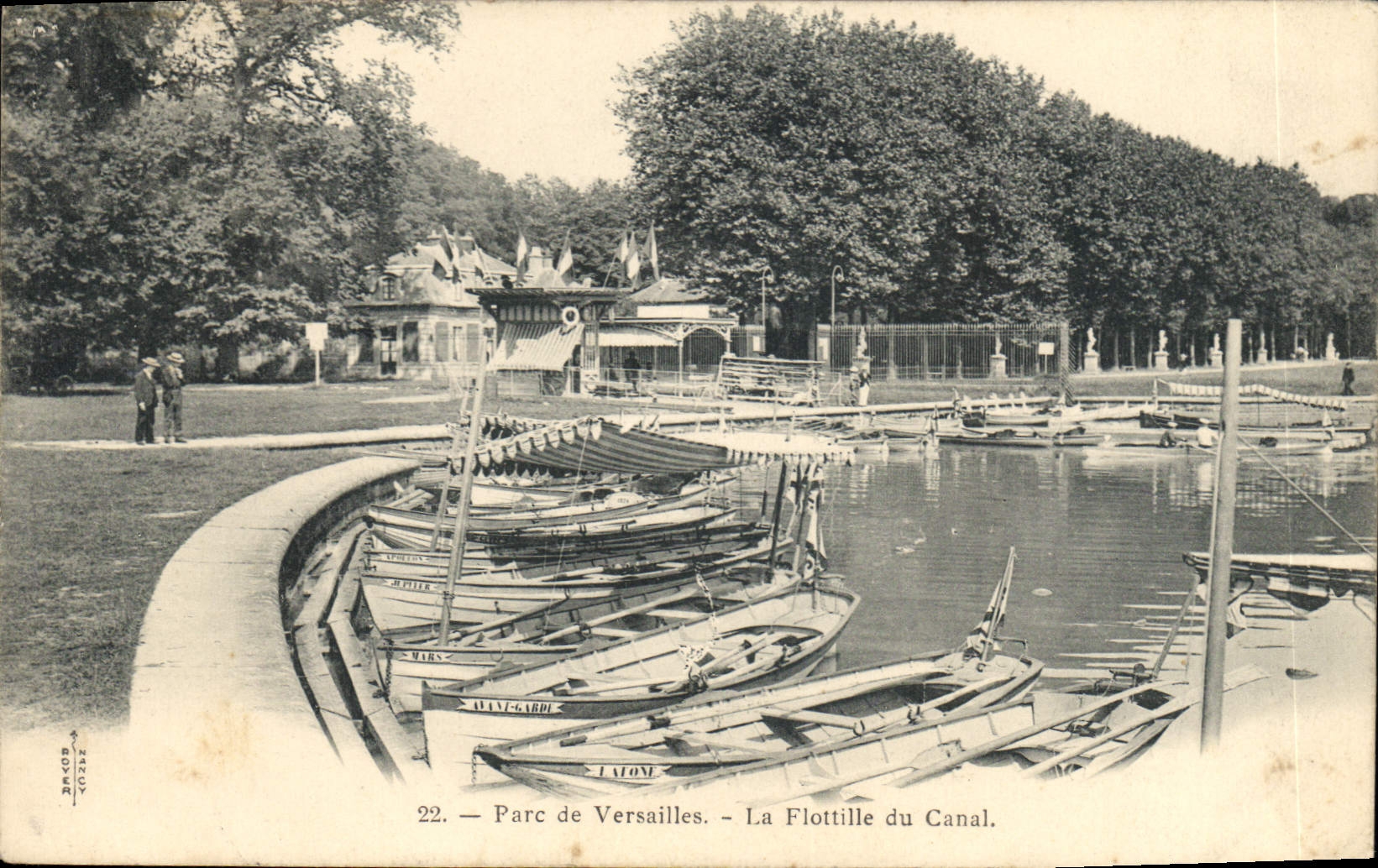 CPA Parc de Versailles La Flotille du Canal 