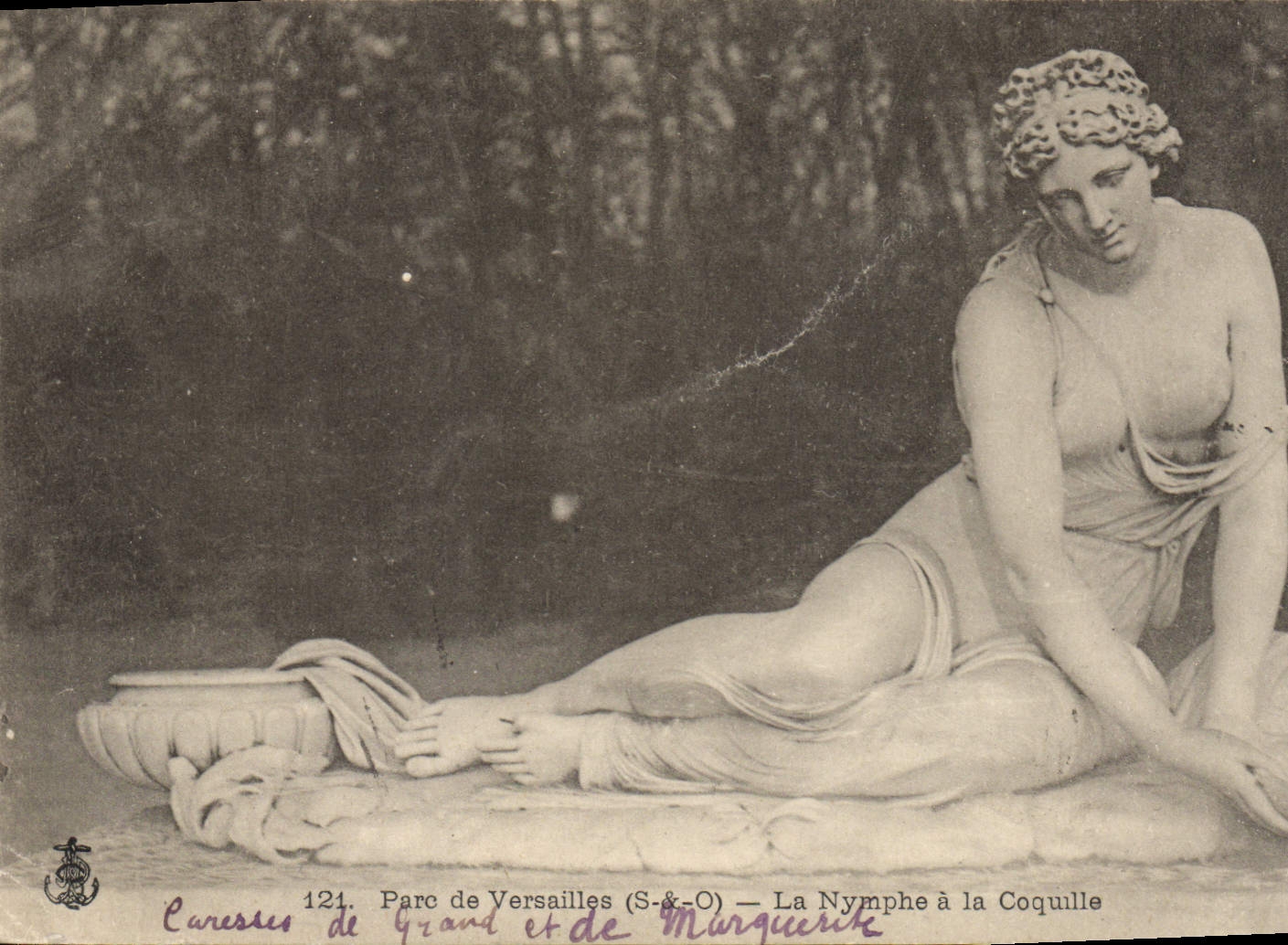CPA Parc de Versailles La Nymphe ala Coquille 
