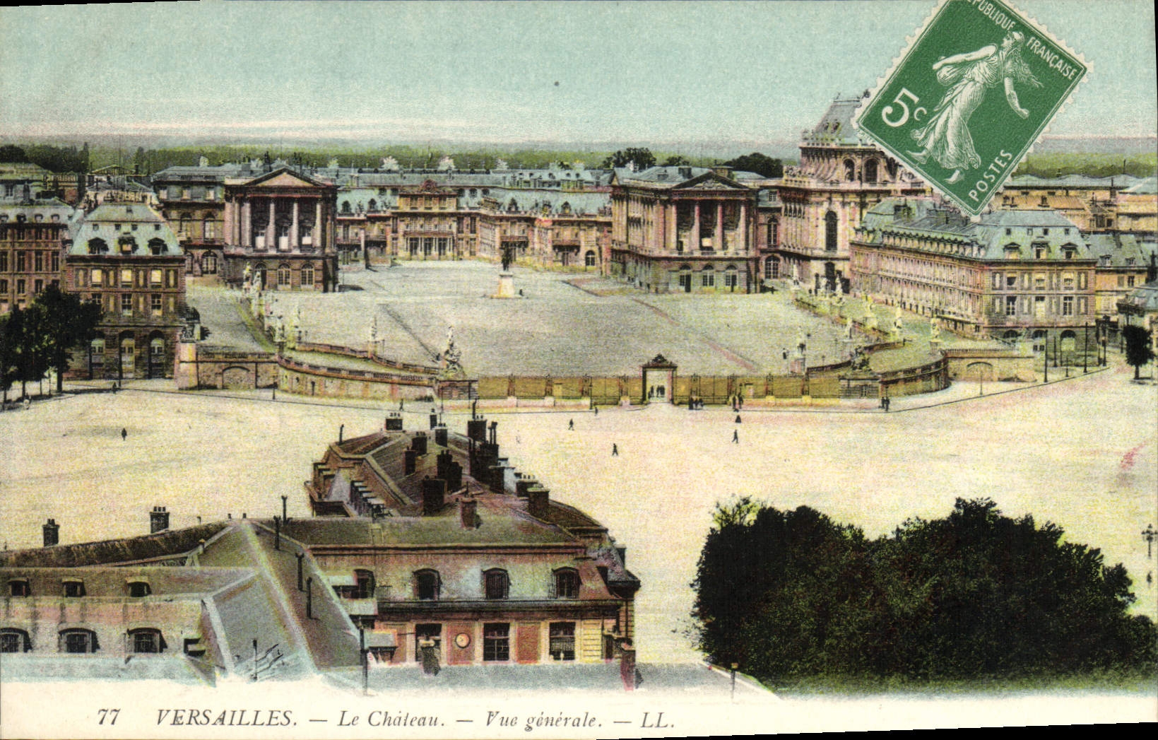 CPA Versailles Le Chateau Vue Generale 