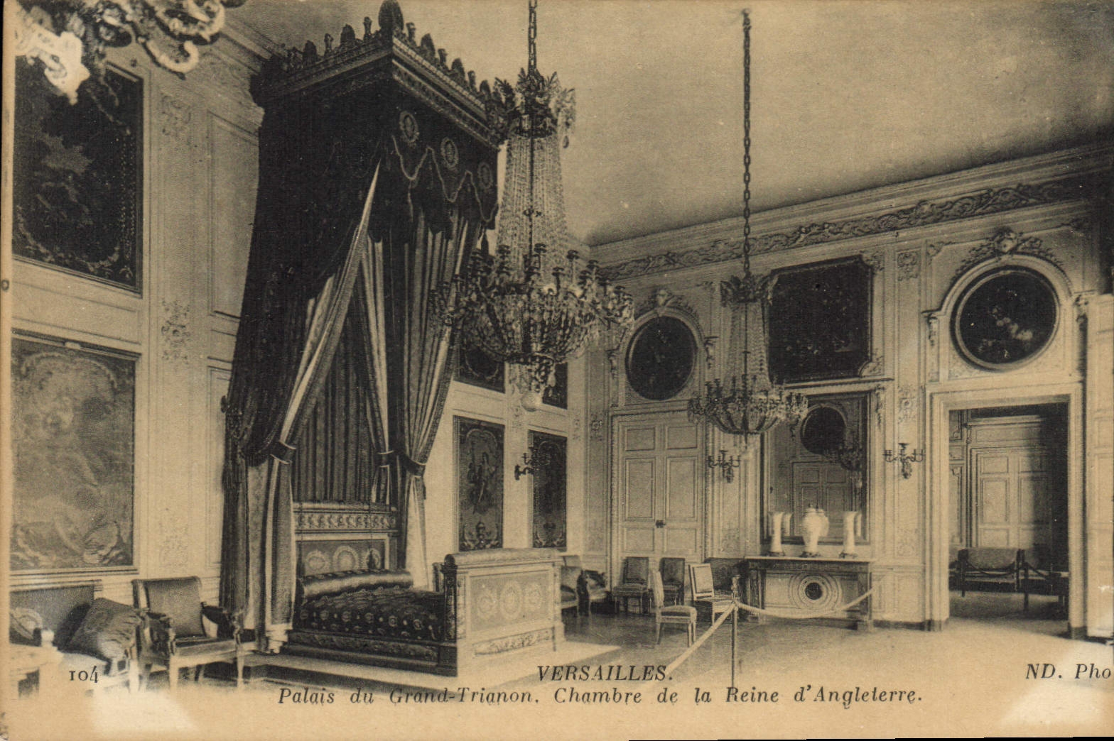 CPA Versailles Palais du Grand Trianon Chambre de la Reine d'Angleterre 