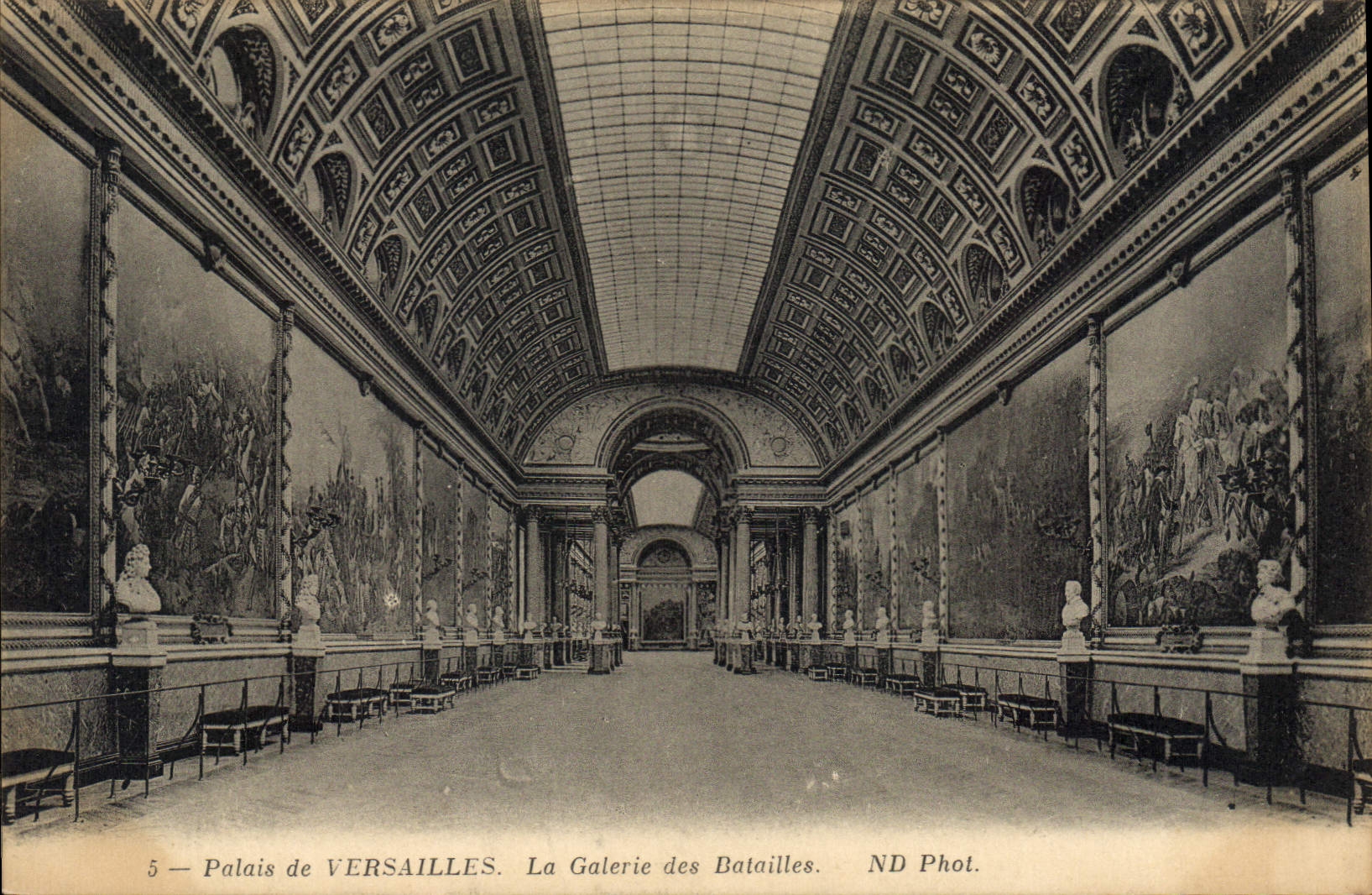 CPA Palais de Versailles Le Galerie des Batailles 