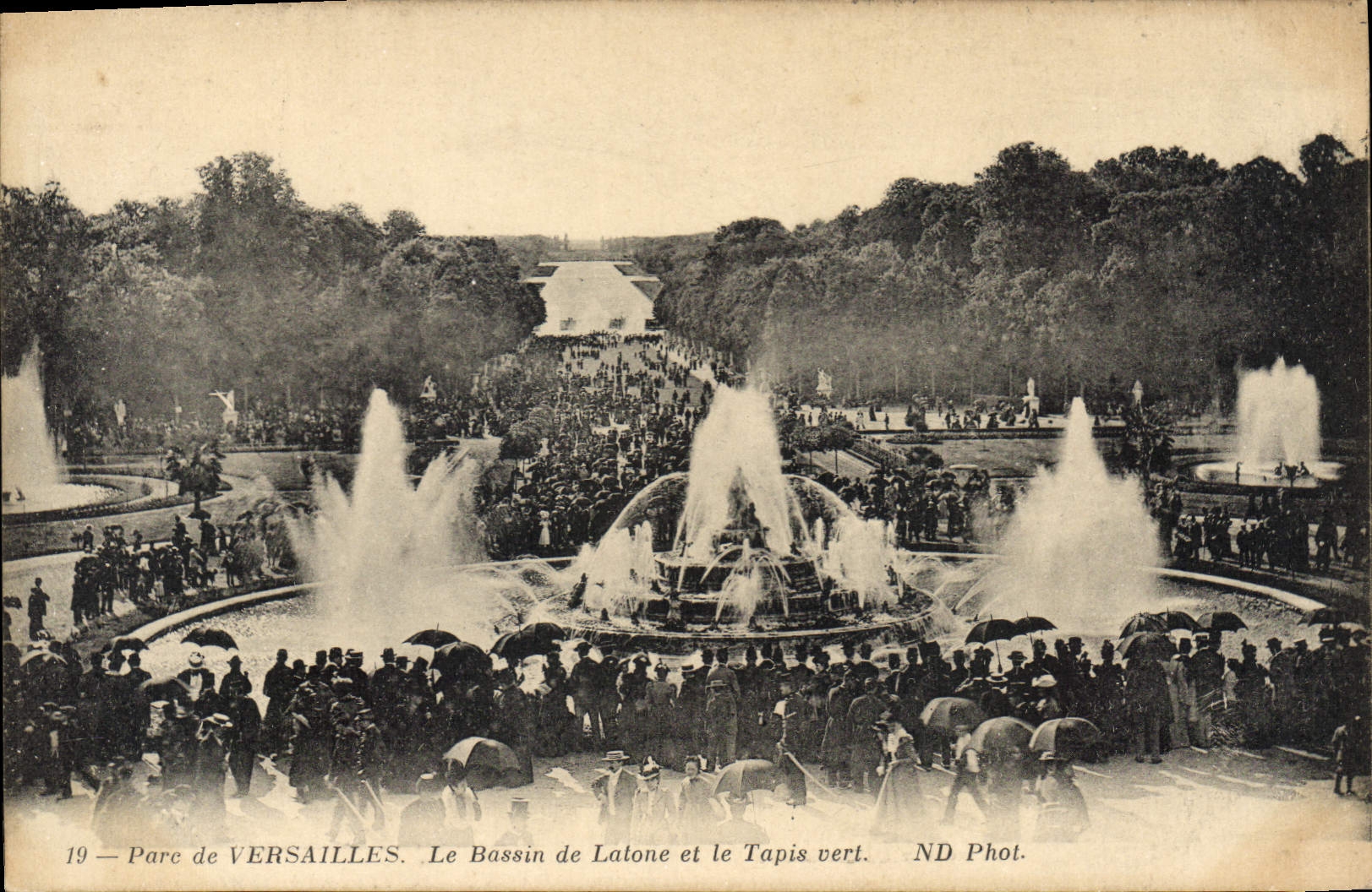 CPA Parc de Versailles Le Bassin de Latone et le Tapis vert 
