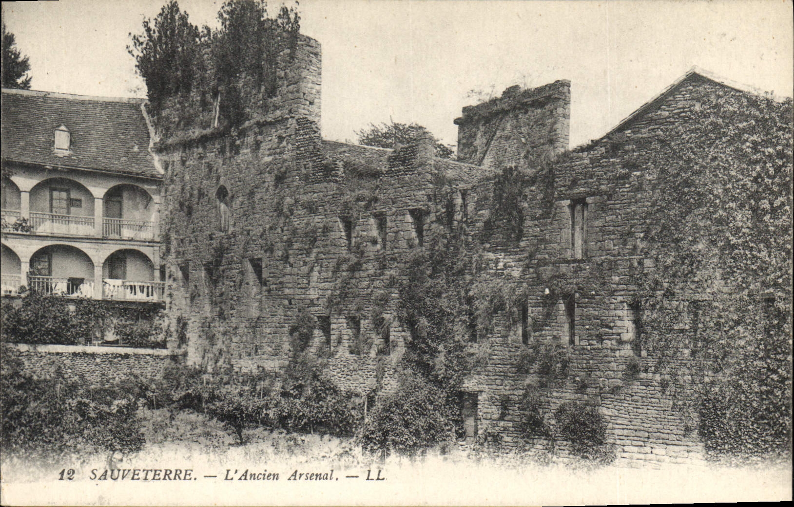 CPA Sauveterre L'Ancien Arsenal