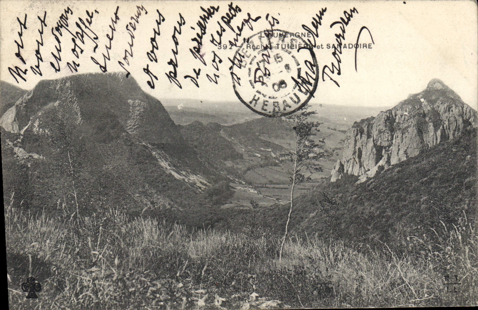 CPA L'Auvergne Roches Tuilerie et Sanadoire