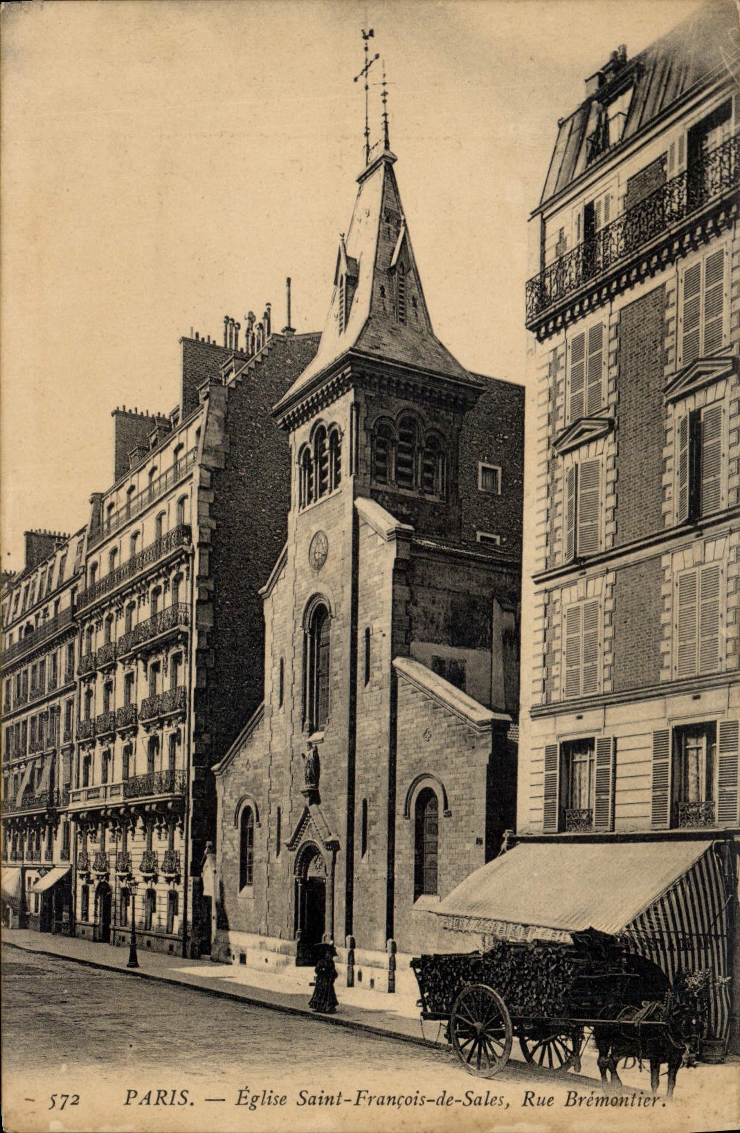 CPA Paris Eglise Saint Francois de Sales Rue Bremontier