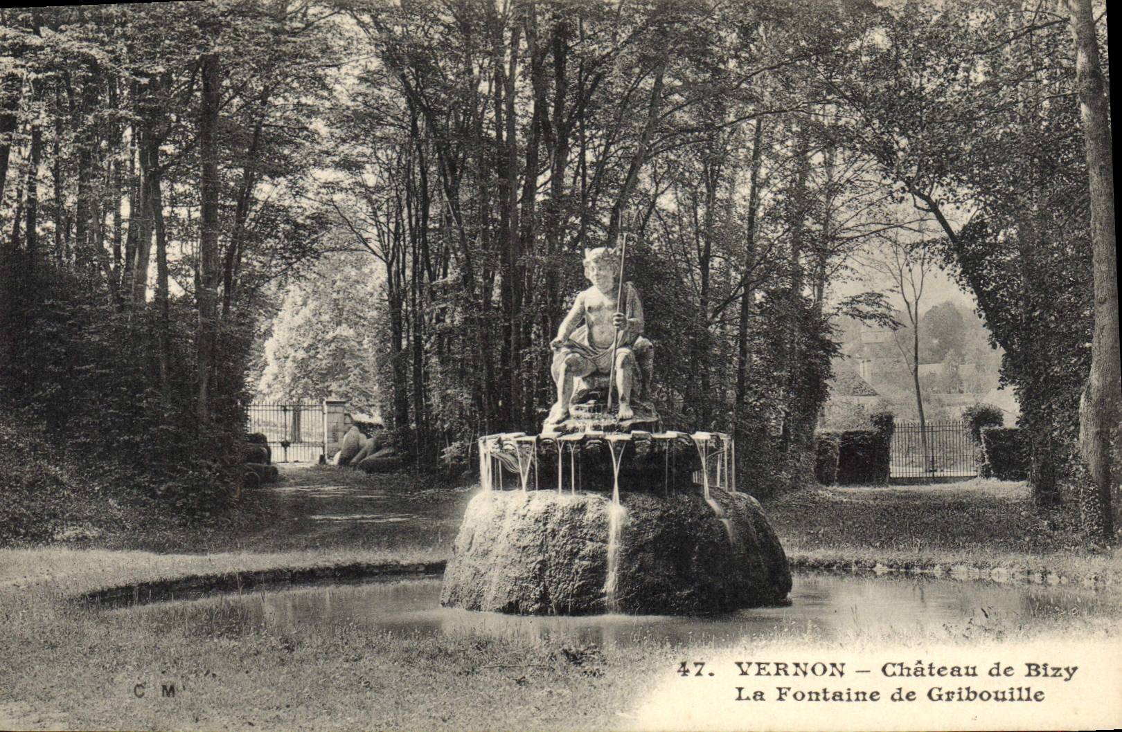 CPA Vernon Chateau de Bizy La Fontaine de Gribouille