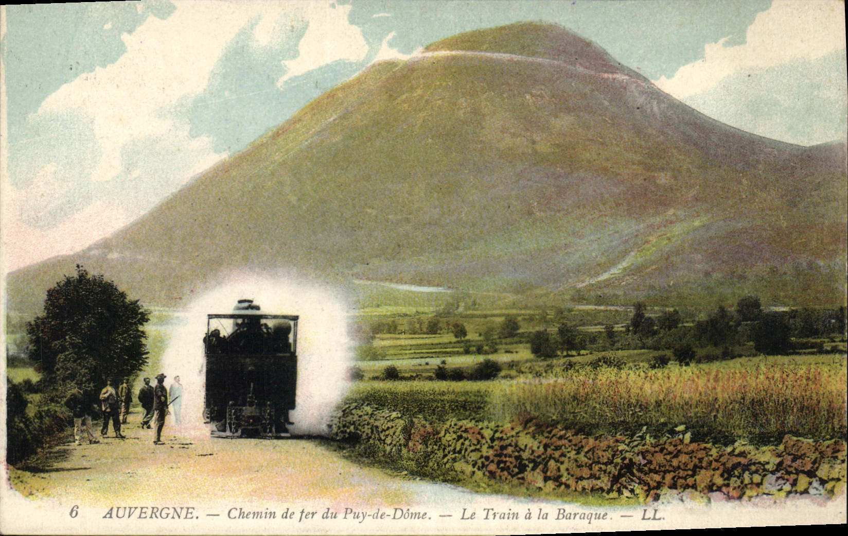 CPA Auvergne Chemin de fer du Puy de Dome Le Train a la Baraque
