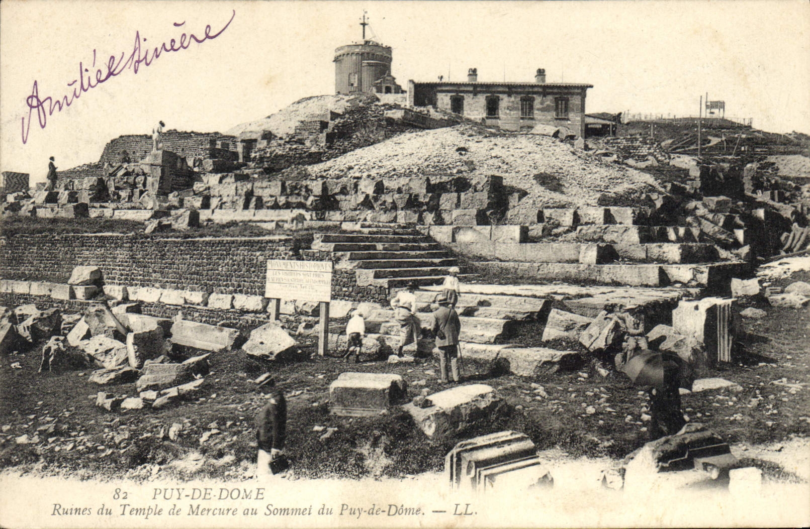 CPA Puy de Dome Ruines du Temple de Mercure au Sommet du Puy de Dome 