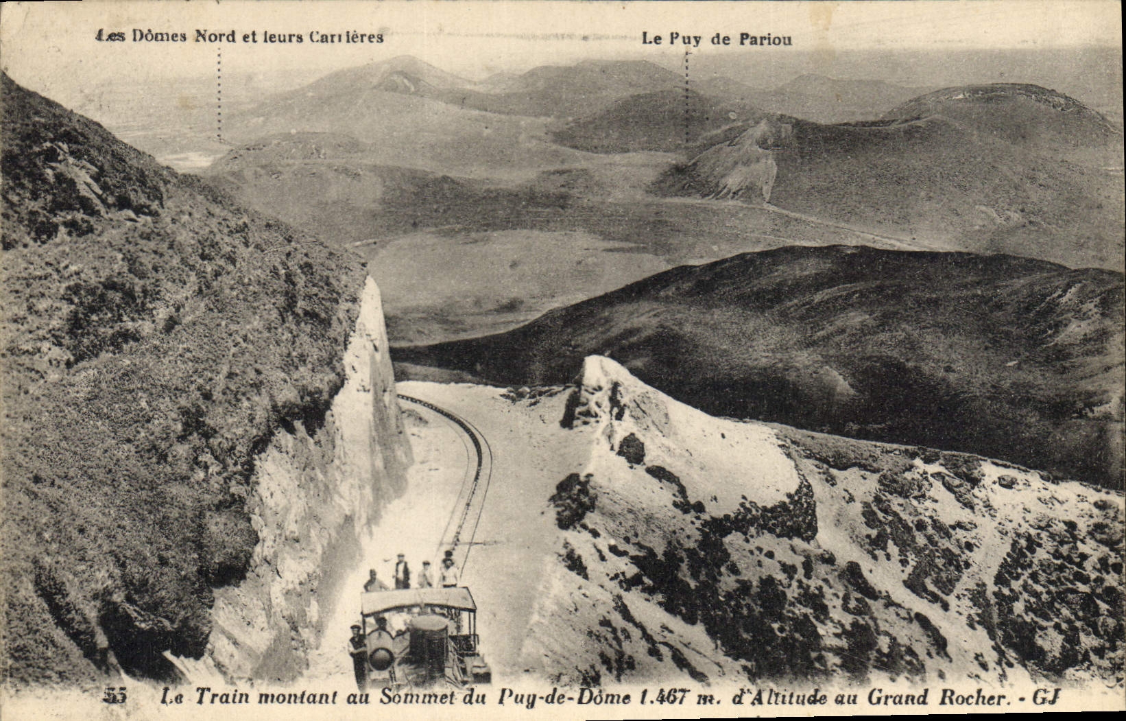 CPA Le Train montant au Sommet du Puy de Dome 
