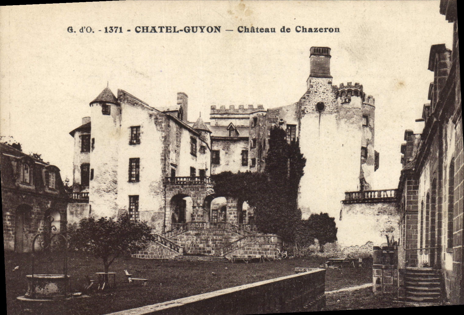 CPA Chatel Guyon Chateau de Chazeron 