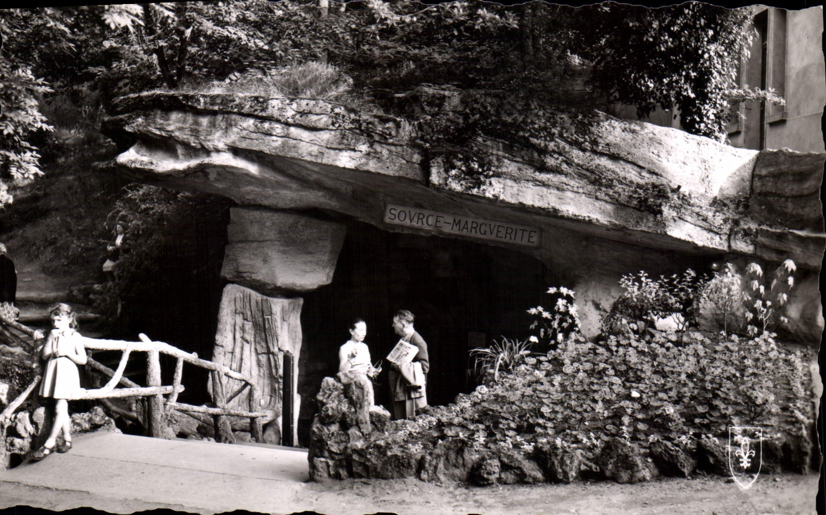 CPA Chatel Guyon Source Marguerite