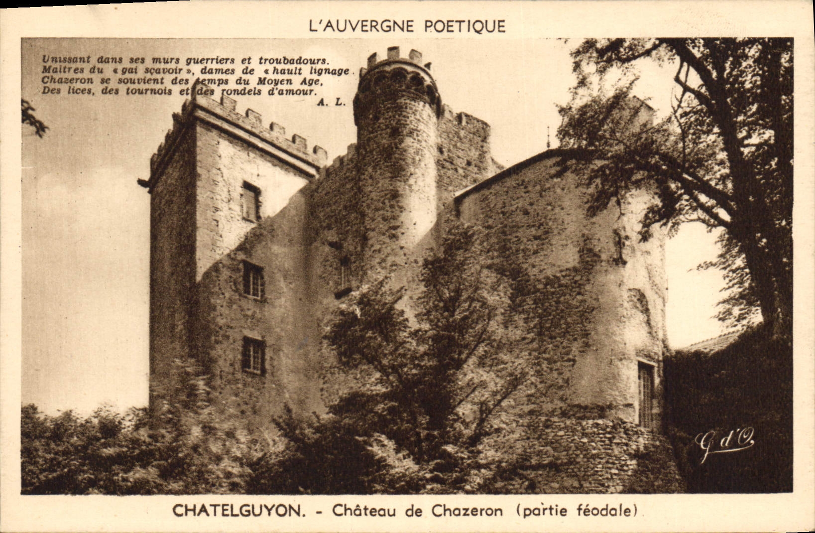 CPA Chatelguyon Chateau de Chazeron partie feodale