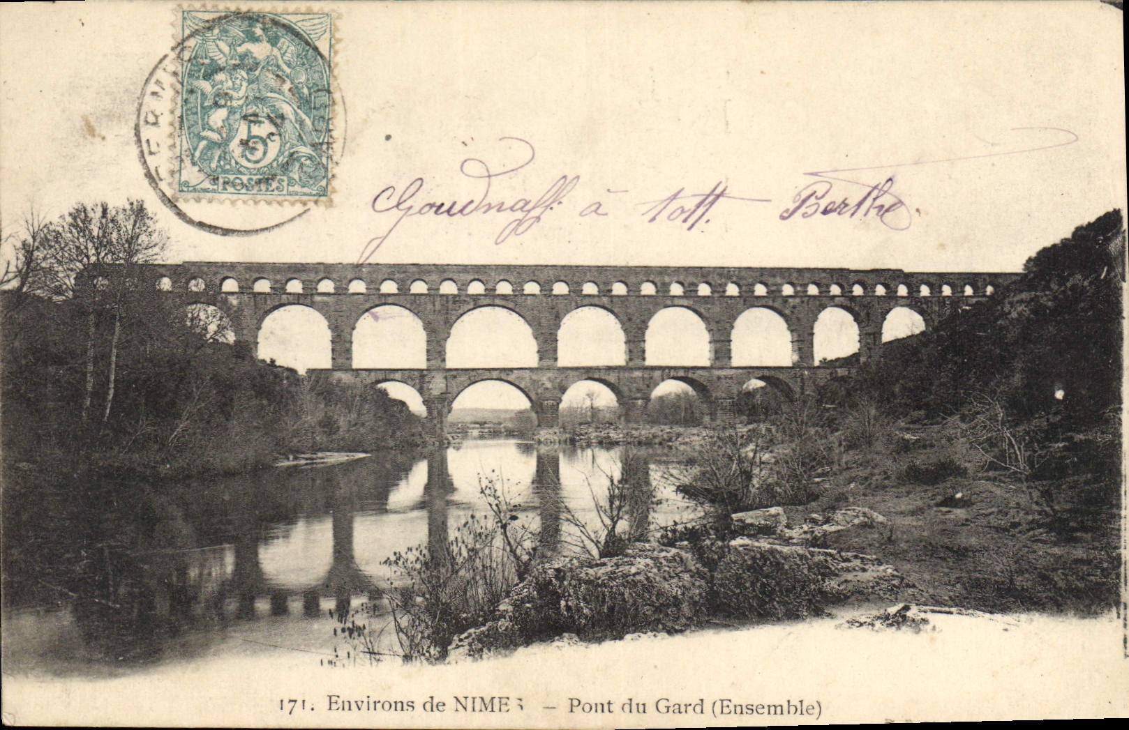 CPA Environs de Nimes Pont du Gard Ensemble 