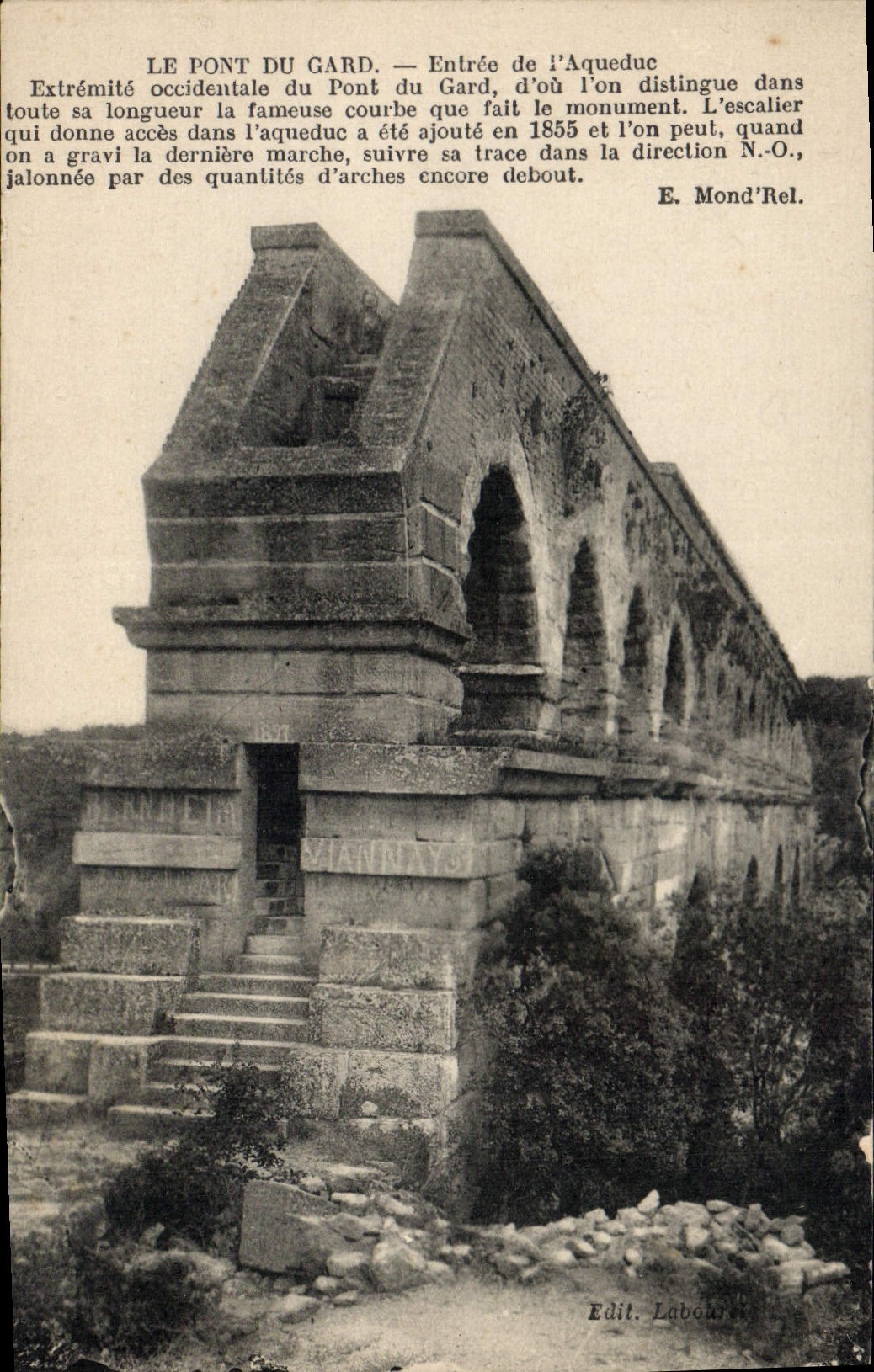 CPA Le Pont du Gard Entree de l'Aqueduc