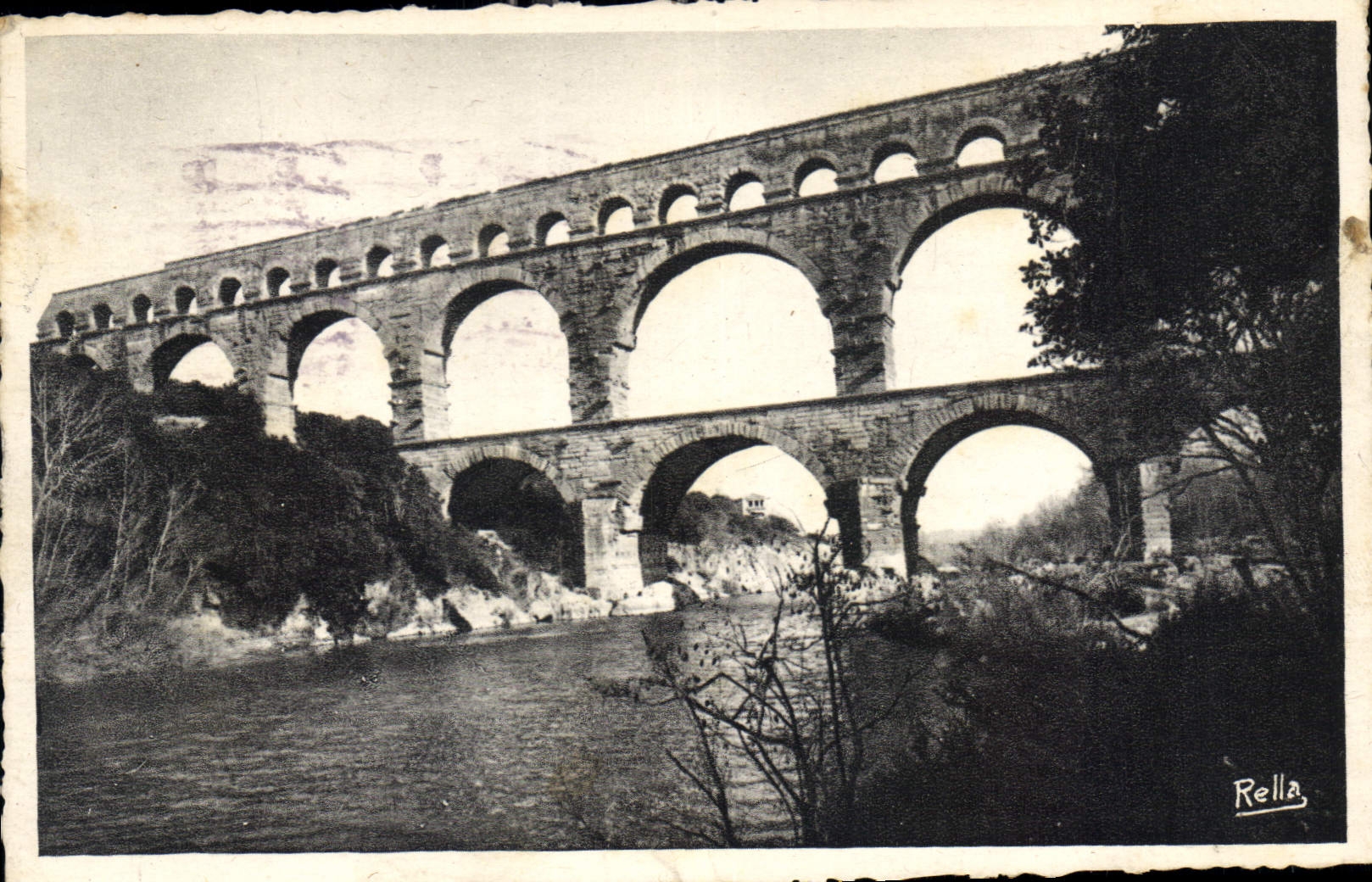 CPA Le Pont du Gard aqueduc romain 