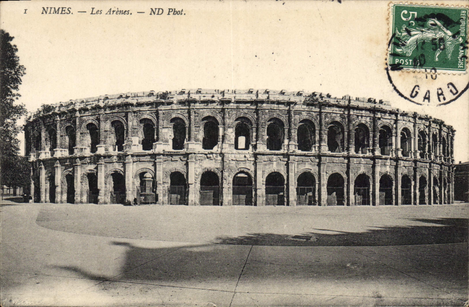 CPA Nimes Les Arenes 