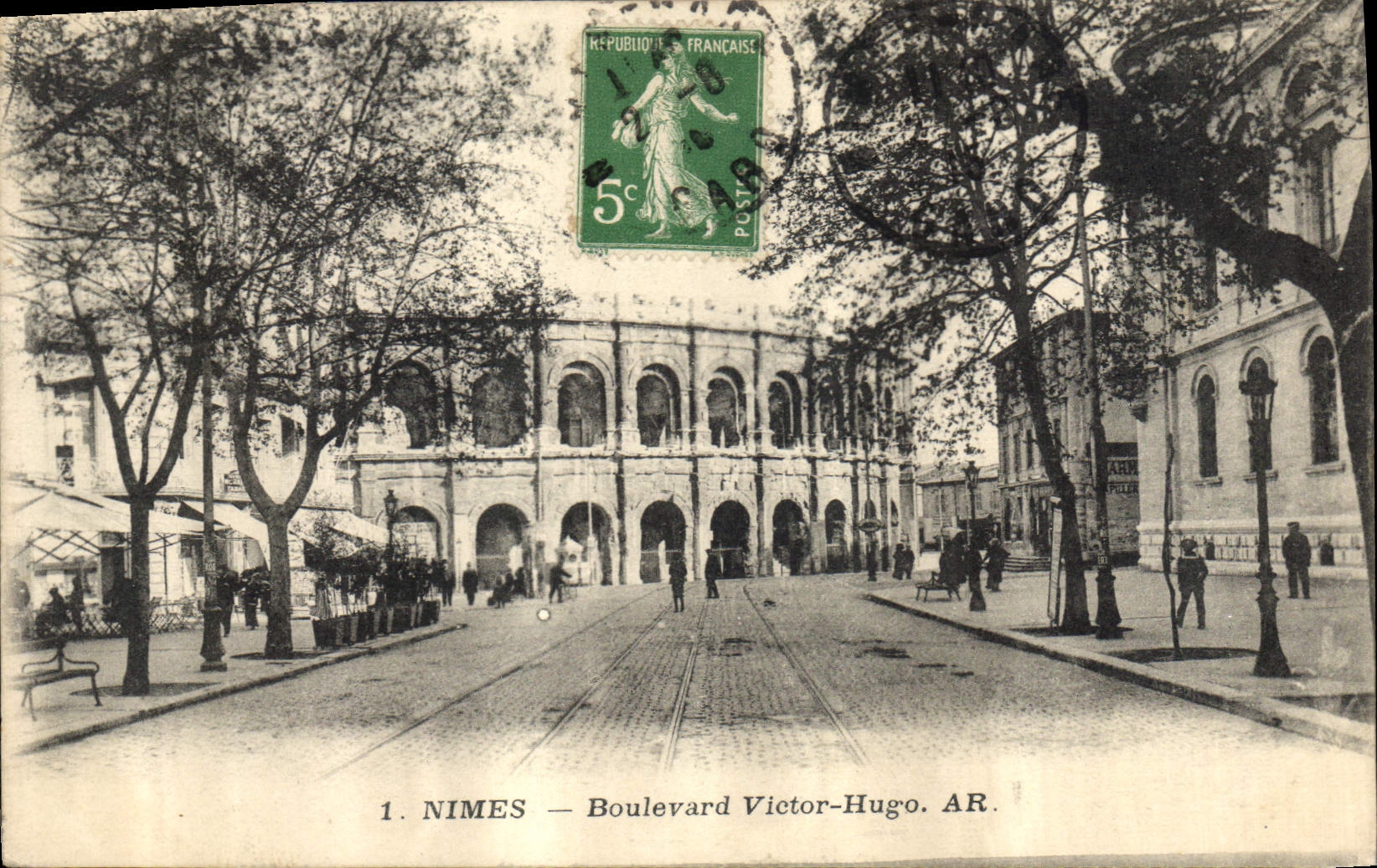CPA Nimes Boulevard Victor Hugo 