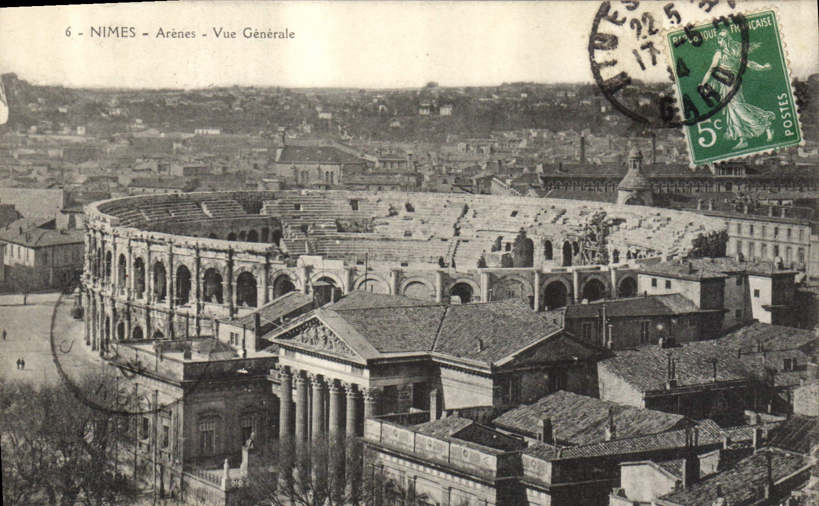 CPA Nimes Arenes Vue Generale 